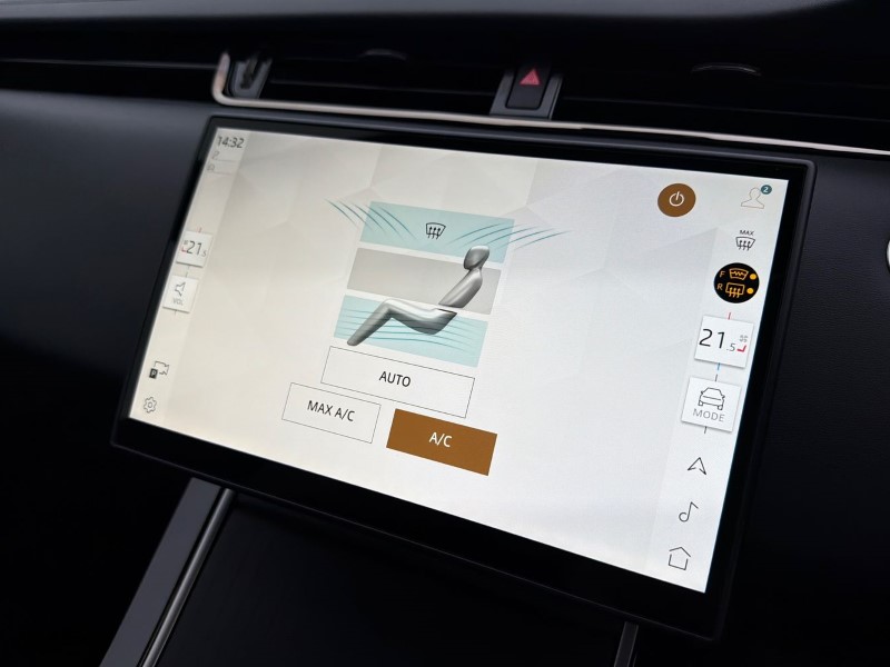 Used Land Rover Range Rover Evoque 2025 for sale - 77819300: Photo 32