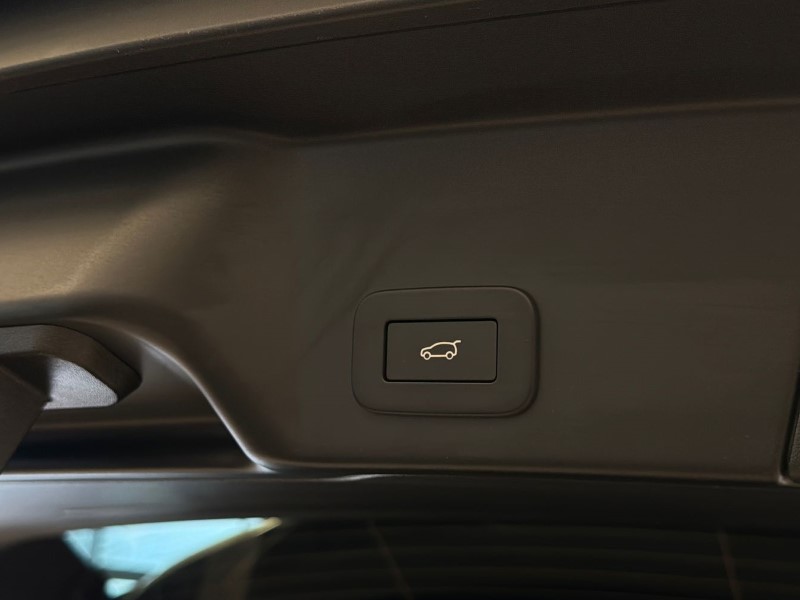 Used Land Rover Range Rover Evoque 2025 for sale - 77819300: Photo 40