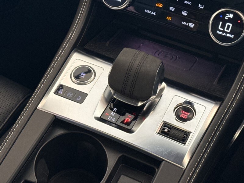 Used Jaguar F-Pace 2023 for sale - 76981937: Photo 13