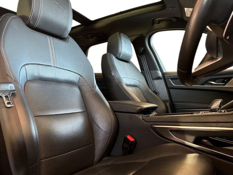 Used Jaguar F-Pace 2023 for sale - 76981937: Photo 26