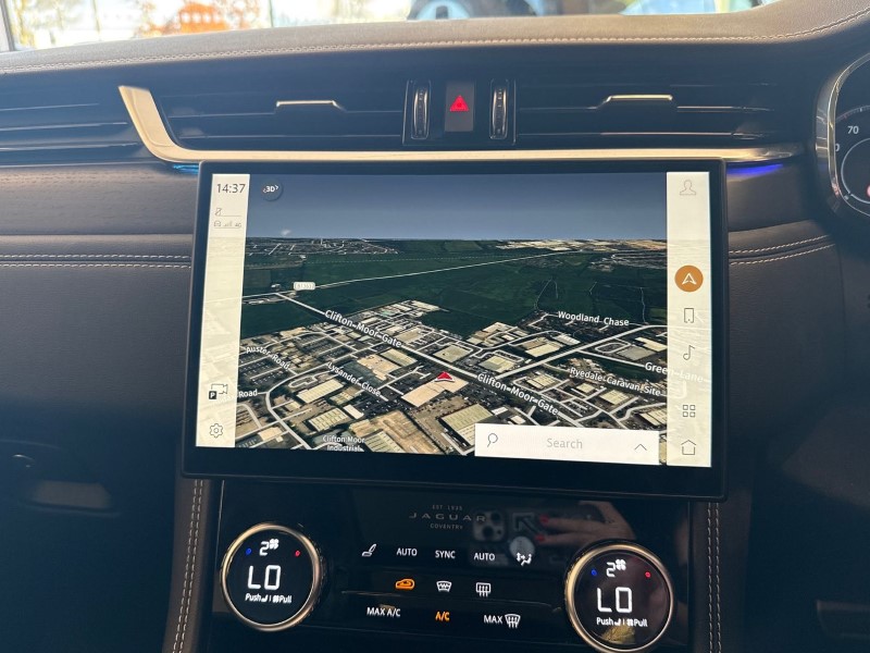 Used Jaguar F-Pace 2023 for sale - 76981937: Photo 31