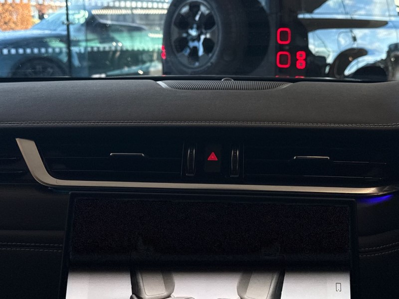 Used Jaguar F-Pace 2023 for sale - 76981937: Photo 37