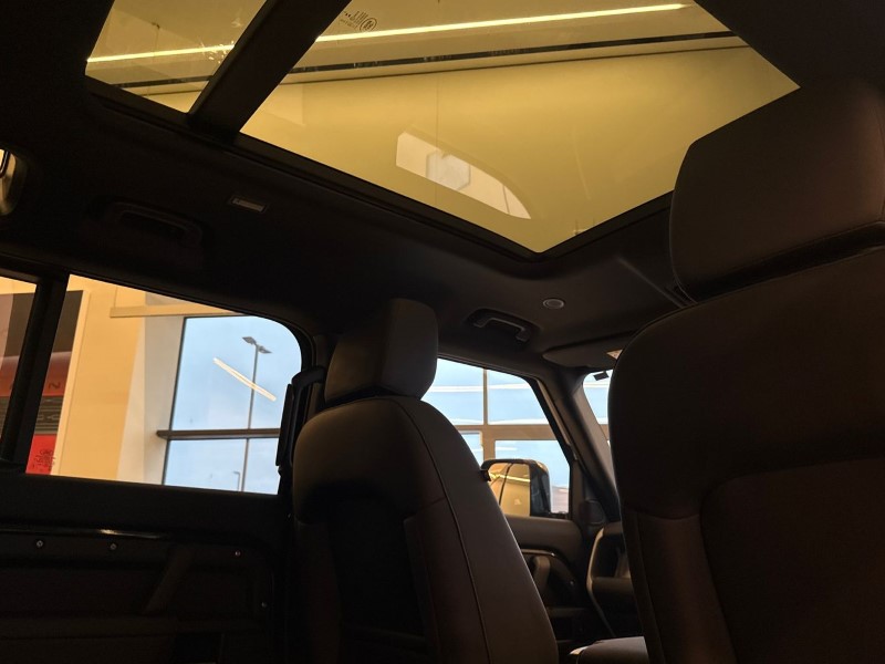 Used Land Rover Defender 2026 for sale - 77310627: Photo 21