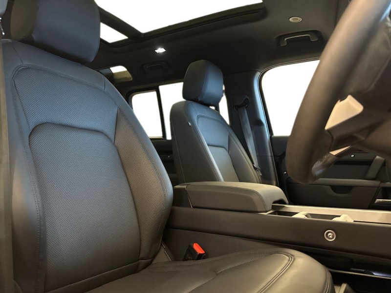 Used Land Rover Defender 2026 for sale - 77310627: Photo 26