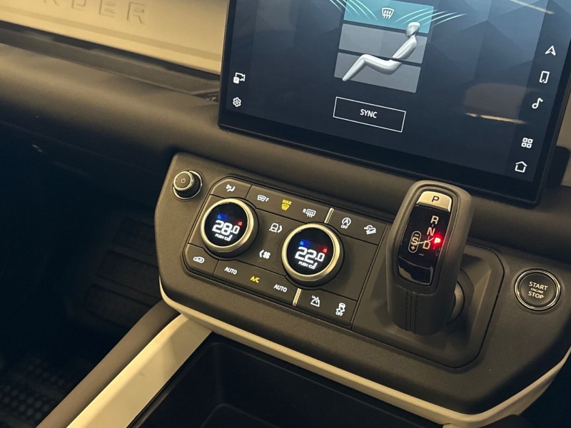 Used Land Rover Defender 2026 for sale - 77310627: Photo 32