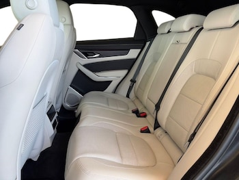 Used Jaguar F-Pace 2022 for sale - 79219537: Photo