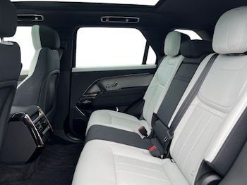 Used Land Rover Range Rover Sport 2024 for sale - 78825967: Photo