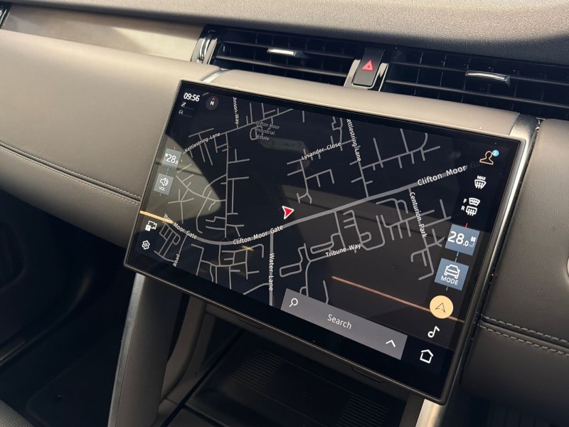 Used Land Rover Discovery Sport 2024 for sale - 77819253: Photo 11