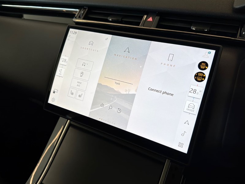 Used Land Rover Range Rover Velar 2024 for sale - 77819252: Photo 30