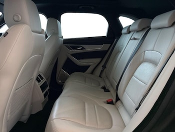 Used Jaguar F-Pace 2024 for sale - 78973765: Photo