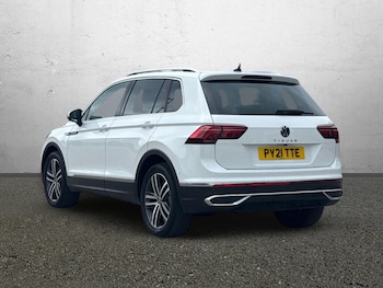 Used Volkswagen Tiguan 2021 for sale - 78801024: Photo