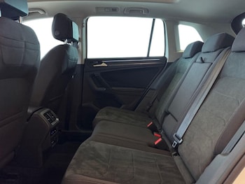 Used Volkswagen Tiguan 2021 for sale - 78801024: Photo