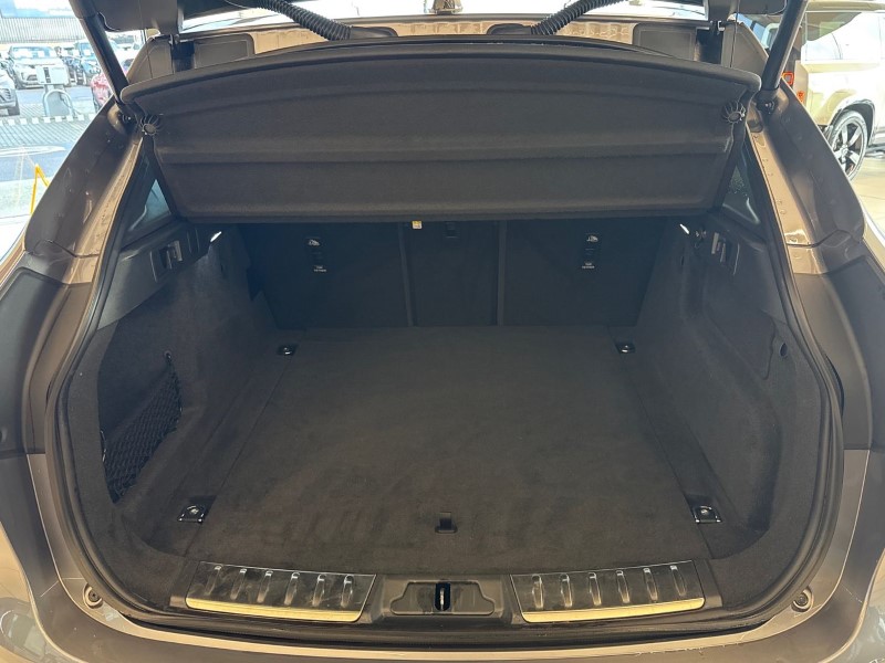 Used Jaguar F-Pace 2024 for sale - 76982390: Photo 10