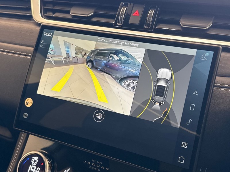 Used Jaguar F-Pace 2024 for sale - 76982390: Photo 12