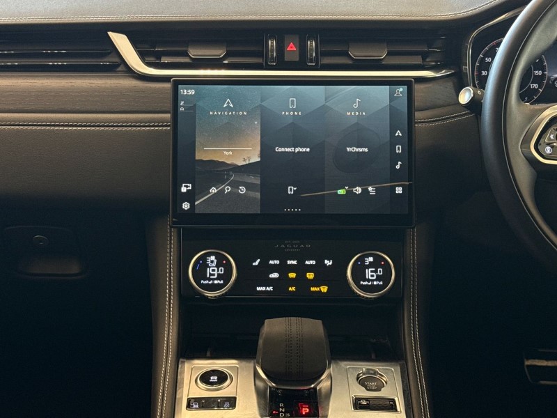 Used Jaguar F-Pace 2024 for sale - 76982390: Photo 14