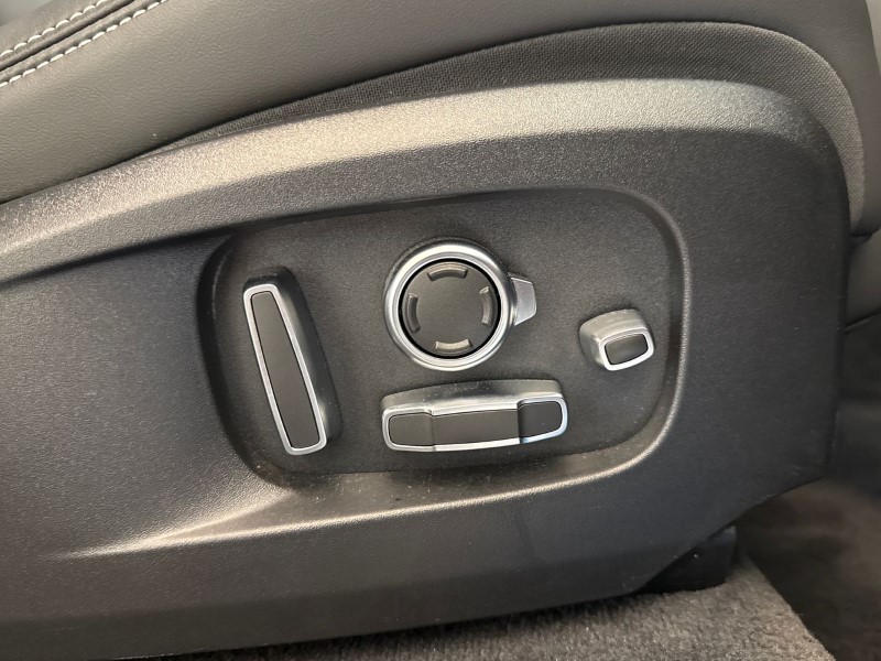 Used Jaguar F-Pace 2024 for sale - 76982390: Photo 24