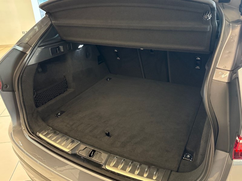 Used Jaguar F-Pace 2024 for sale - 76982390: Photo 38