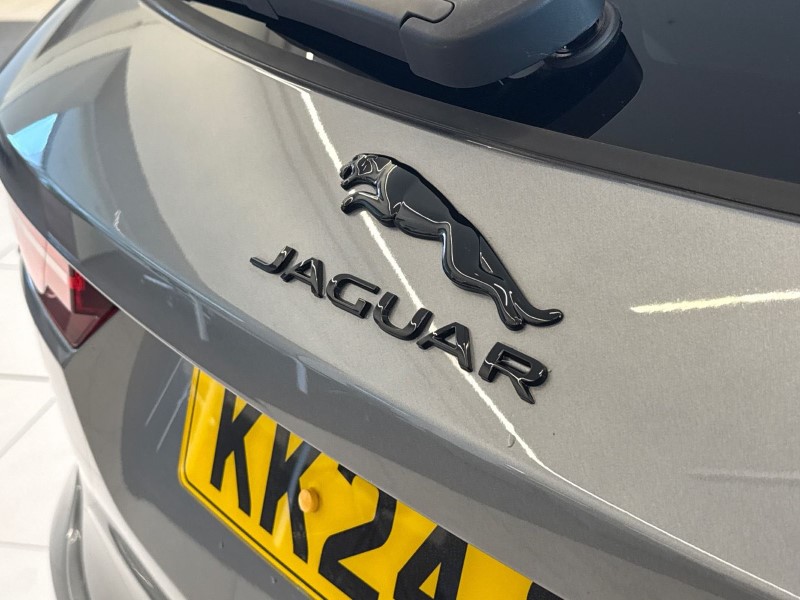 Used Jaguar F-Pace 2024 for sale - 76982390: Photo 44