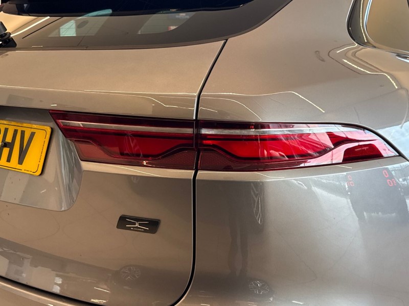 Used Jaguar F-Pace 2024 for sale - 76982390: Photo 46