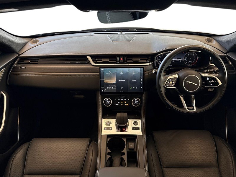 Used Jaguar F-Pace 2024 for sale - 76982390: Photo 9