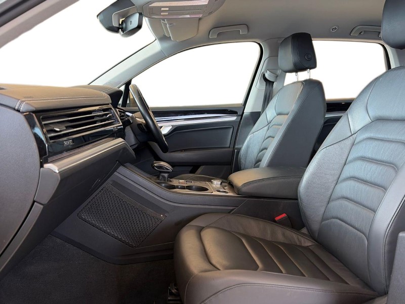 Used Volkswagen Touareg 2019 for sale - 77888360: Photo 3