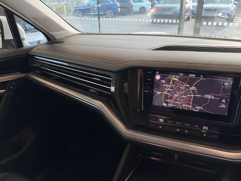 Used Volkswagen Touareg 2019 for sale - 77888360: Photo 35