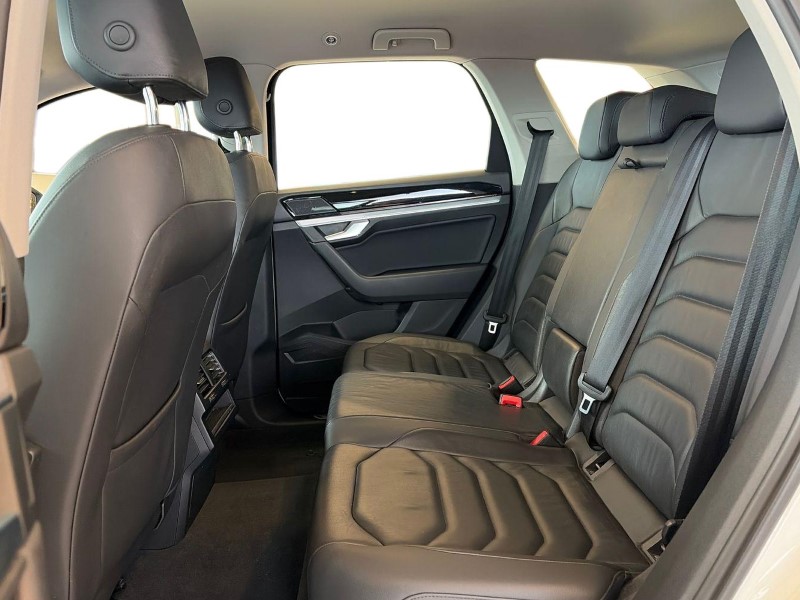 Used Volkswagen Touareg 2019 for sale - 77888360: Photo 4