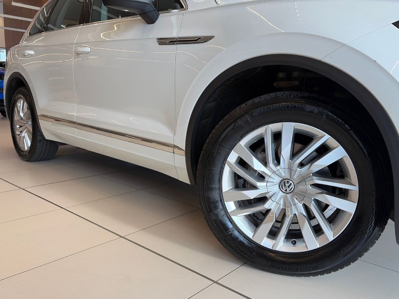 Used Volkswagen Touareg 2019 for sale - 77888360: Photo 43