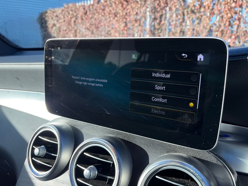 Used Mercedes-Benz GLC 2021 for sale - 76981424: Photo 35