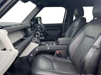 Used Land Rover Defender 2022 for sale - 79287238: Photo