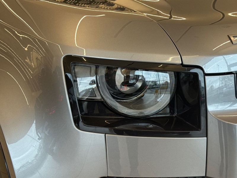 Used Land Rover Defender 2023 for sale - 78081260: Photo 17