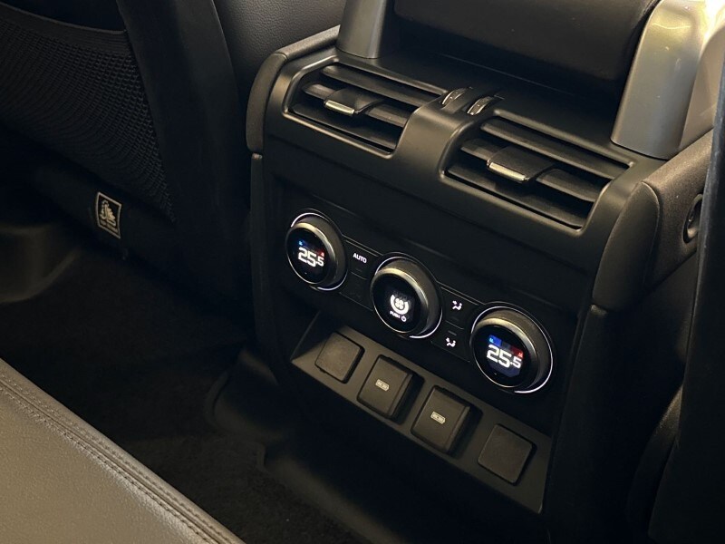 Used Land Rover Defender 2023 for sale - 78081260: Photo 18
