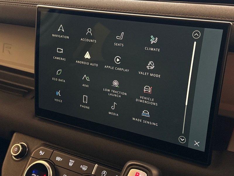 Used Land Rover Defender 2023 for sale - 78081260: Photo 31