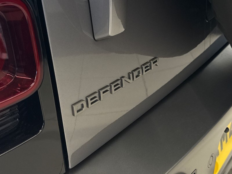 Used Land Rover Defender 2023 for sale - 78081260: Photo 45