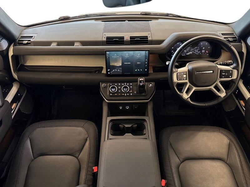 Used Land Rover Defender 2023 for sale - 78081260: Photo 9