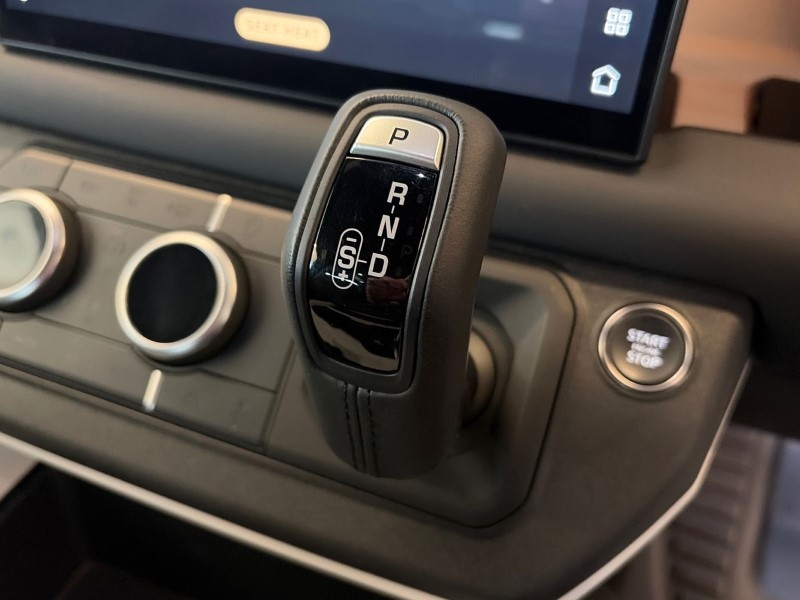 Used Land Rover Defender 2024 for sale - 78093012: Photo 14