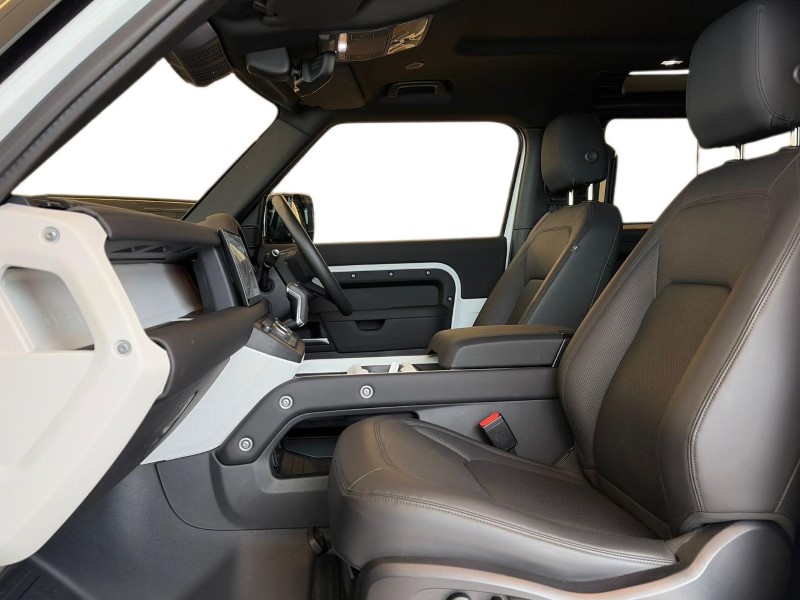 Used Land Rover Defender 2024 for sale - 78093012: Photo 4