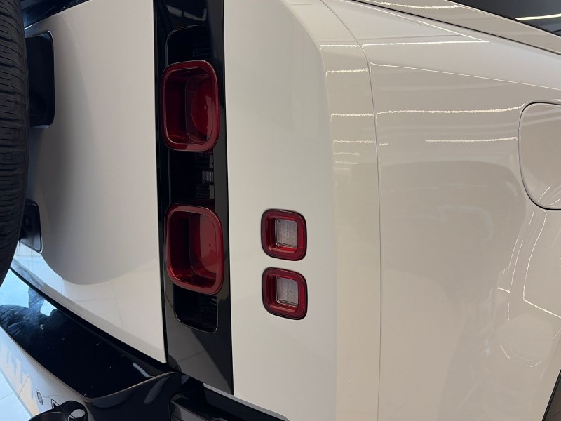 Used Land Rover Defender 2024 for sale - 78093012: Photo 48