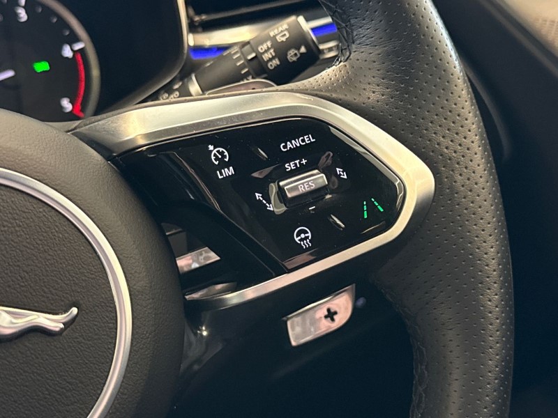 Used Jaguar F-Pace 2023 for sale - 77915598: Photo 29