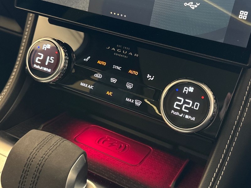 Used Jaguar F-Pace 2023 for sale - 77915598: Photo 32