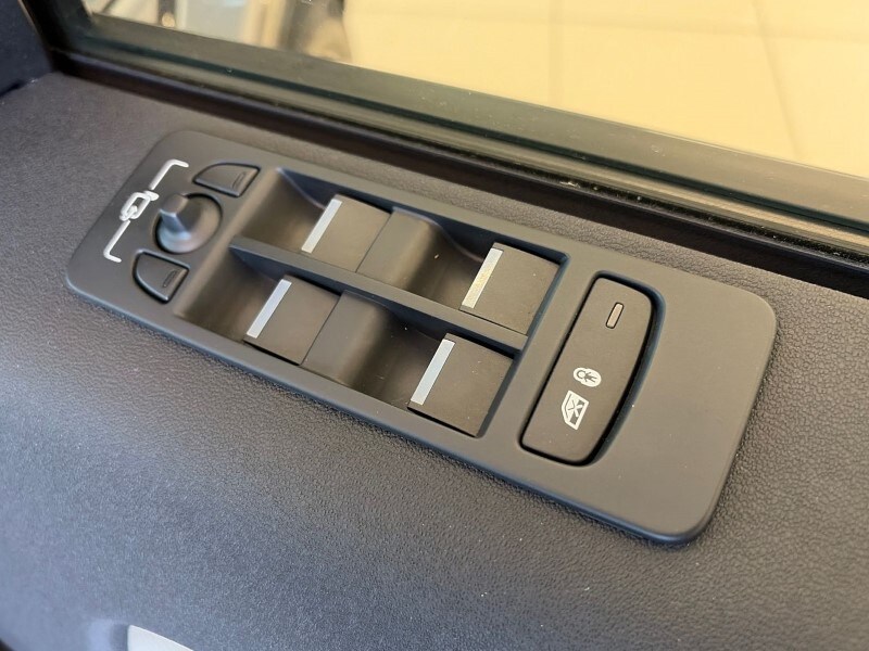 Used Land Rover Discovery Sport 2024 for sale - 78025636: Photo 24