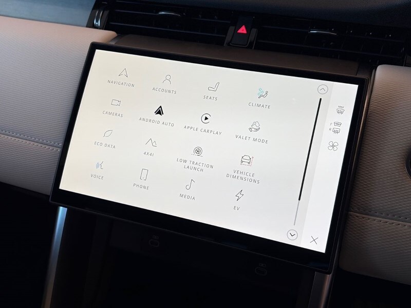 Used Land Rover Discovery Sport 2024 for sale - 78025636: Photo 33