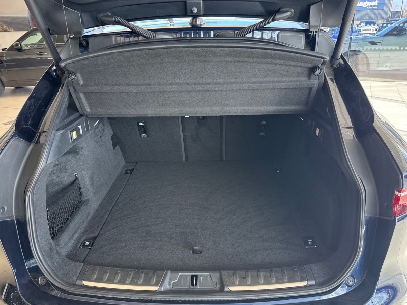 Used Jaguar F-Pace 2023 for sale - 77729443: Photo 10