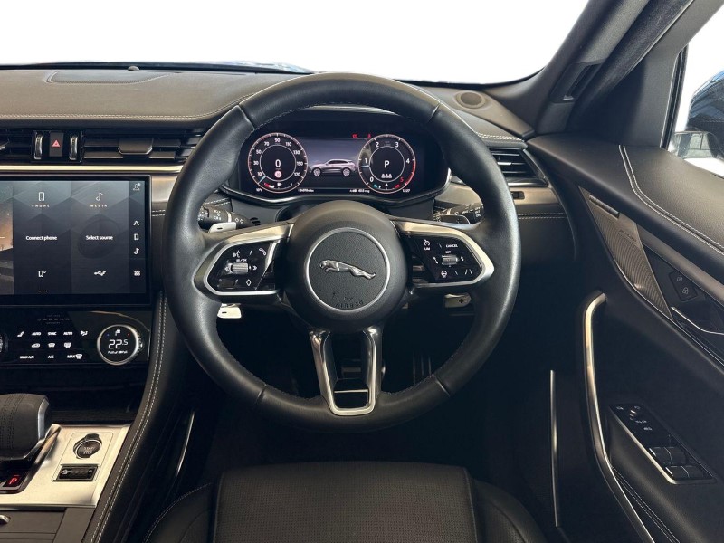 Used Jaguar F-Pace 2023 for sale - 77729443: Photo 15