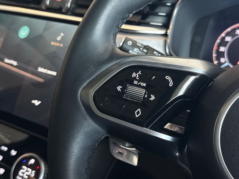 Used Jaguar F-Pace 2023 for sale - 77729443: Photo 27