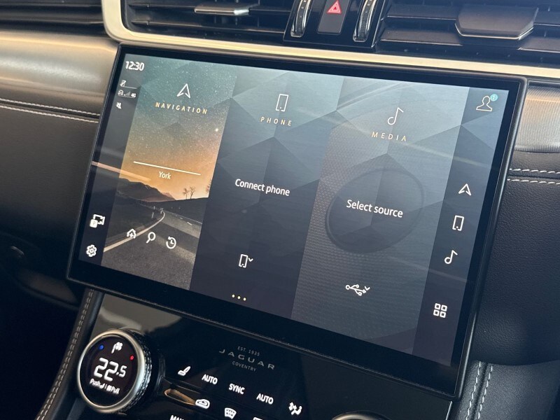 Used Jaguar F-Pace 2023 for sale - 77729443: Photo 29