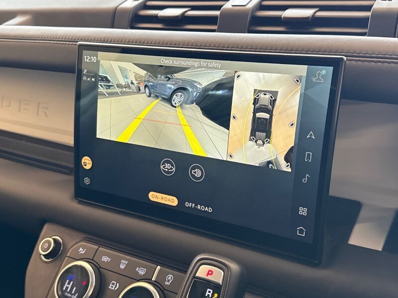 Used Land Rover Defender 2023 for sale - 77915610: Photo 12