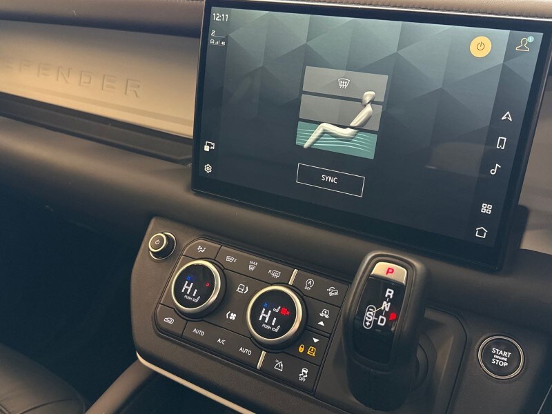 Used Land Rover Defender 2023 for sale - 77915610: Photo 31