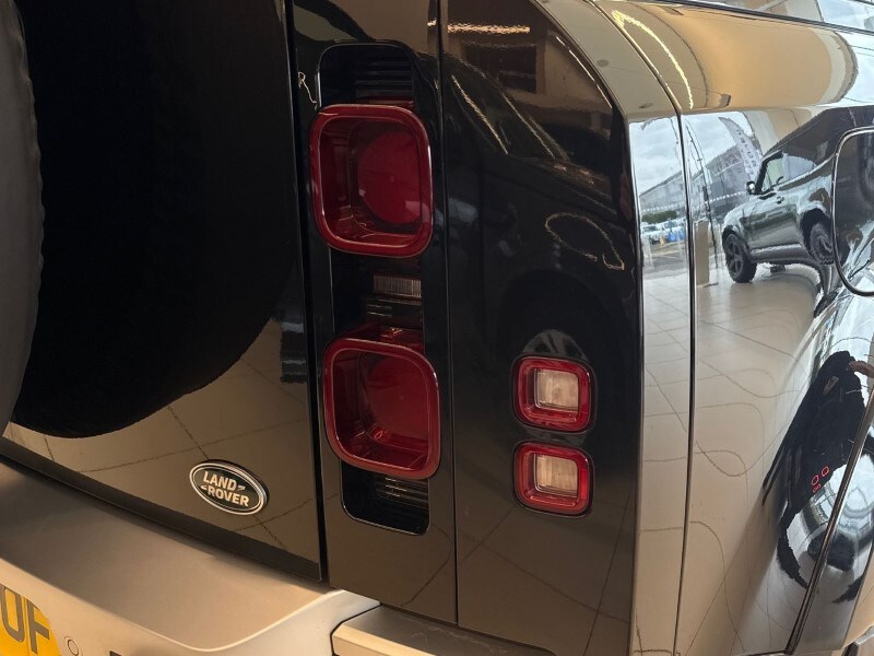 Used Land Rover Defender 2023 for sale - 77915610: Photo 43