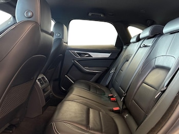 Used Jaguar F-Pace 2024 for sale - 79101955: Photo